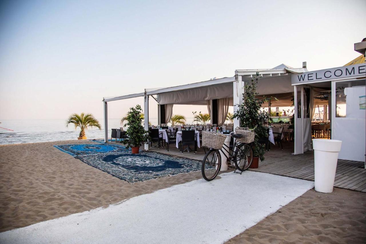 Dream On The Beach Apartment Cavallino-Treporti Bagian luar foto